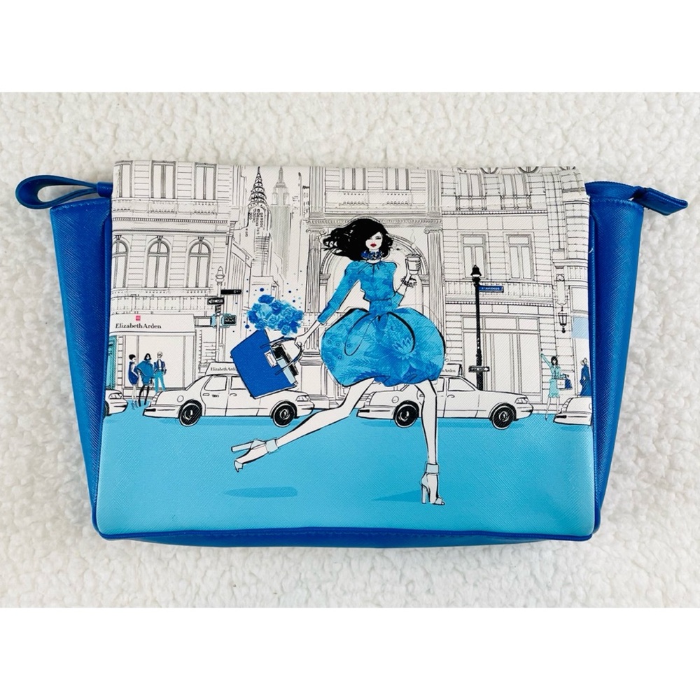 (NWOT) ELIZABETH ARDEN • Blue/White Large Cosmetic Makeup Bag